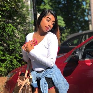 Meet your Posher, Wendy G